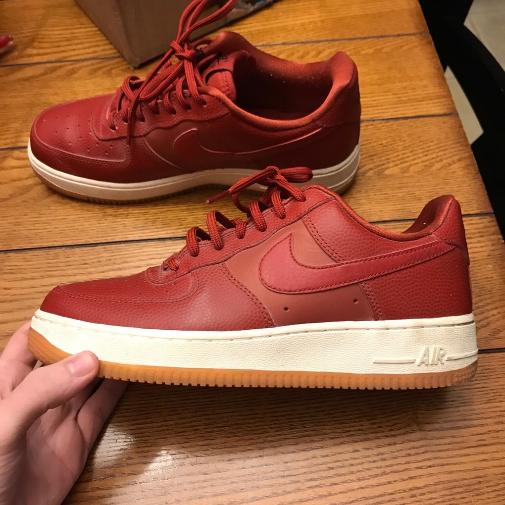 Women’s Nike Air Force 1 ‘07 Dark Cayenne
